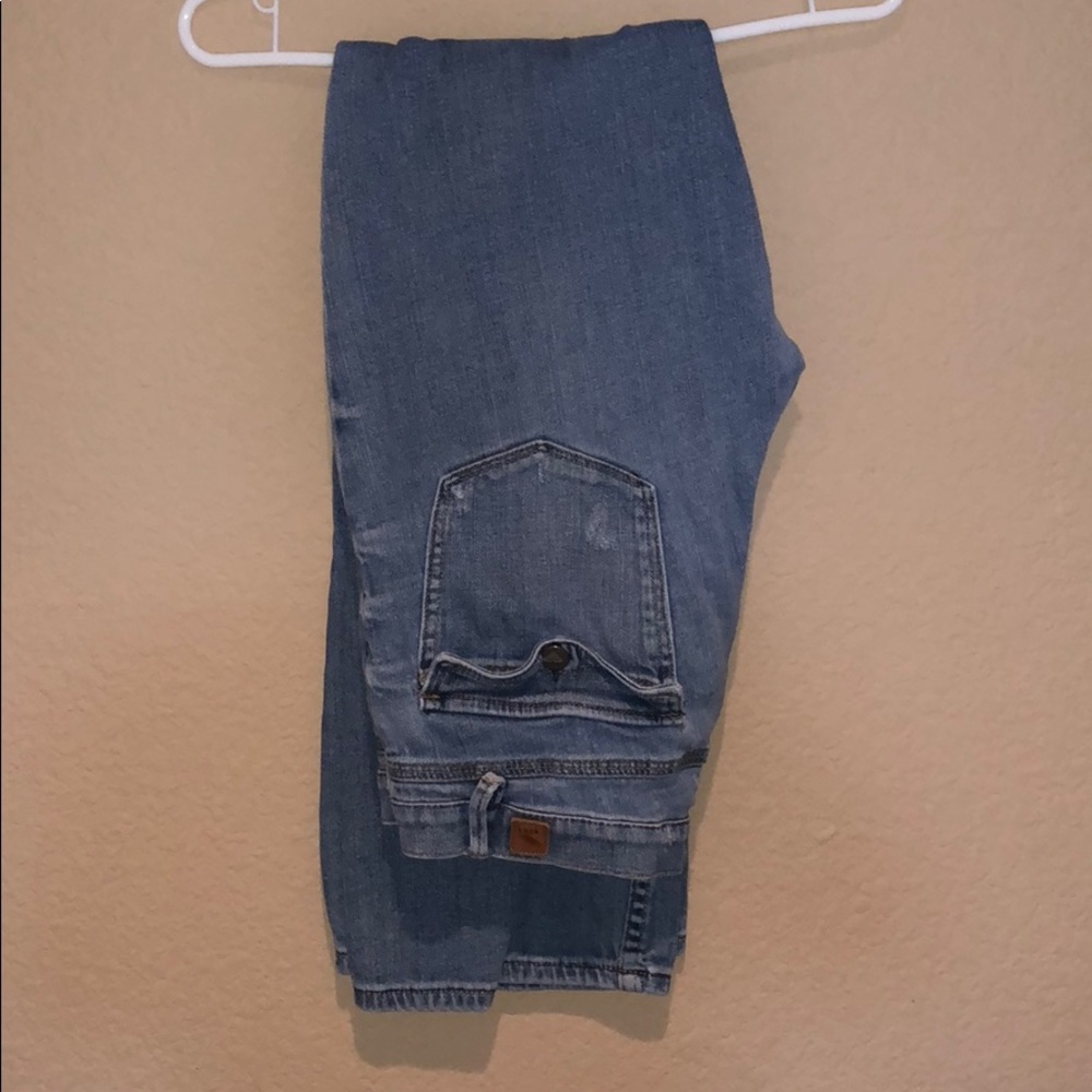ROXY LIGHT WASH BOOT CUT JEANS